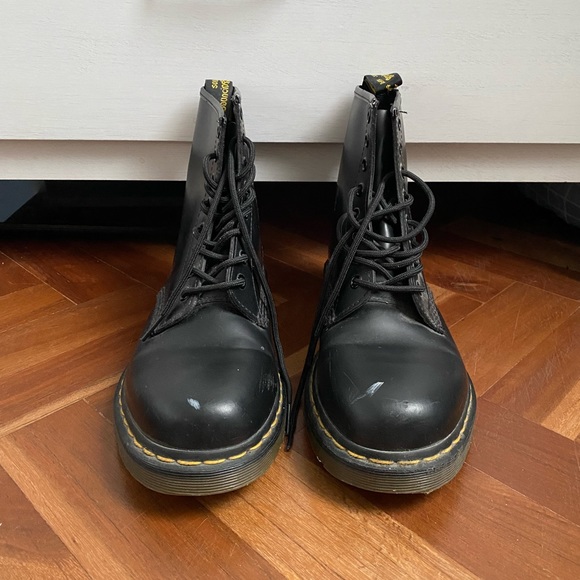 Dr. Martens 1460 Smooth Black Boots US 9 / UK 7 / EU 41 - In Good Condition - Picture 3 of 12